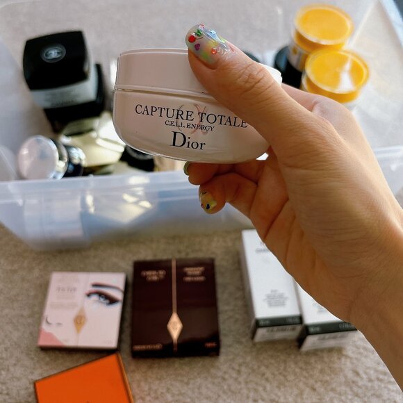 EMPTY COSMETICS CASES, BOTTLES, BOXES, ETC. PRICE FOR ALL - Picture 8 of 15